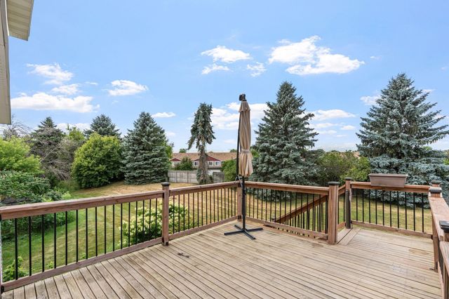 6528 210th Lane Court N, Forest Lake, MN 55025
