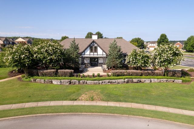 400 Owl Dr, Lebanon, TN 37087