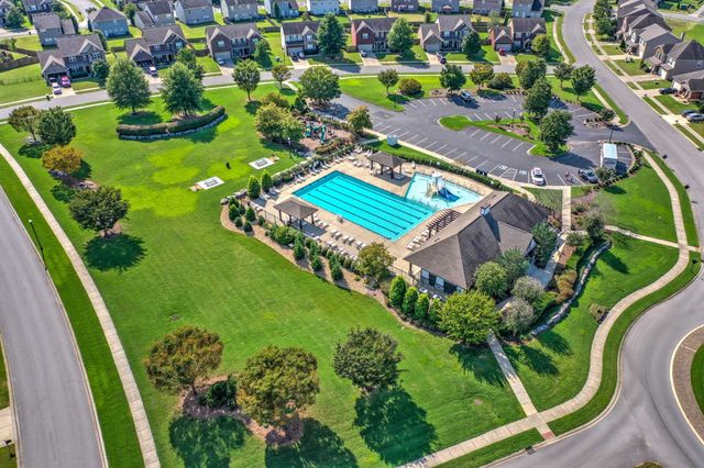 400 Owl Dr, Lebanon, TN 37087