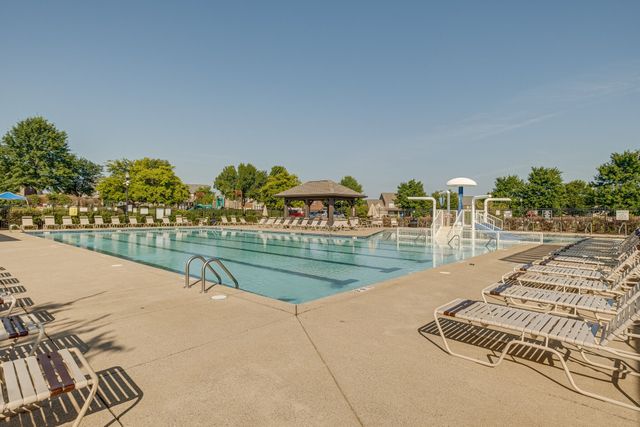 400 Owl Dr, Lebanon, TN 37087