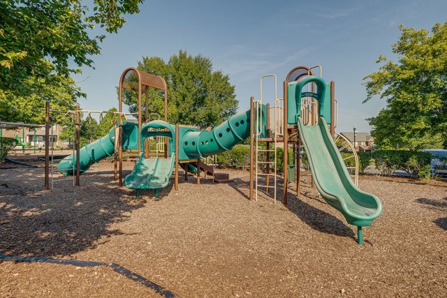 400 Owl Dr, Lebanon, TN 37087