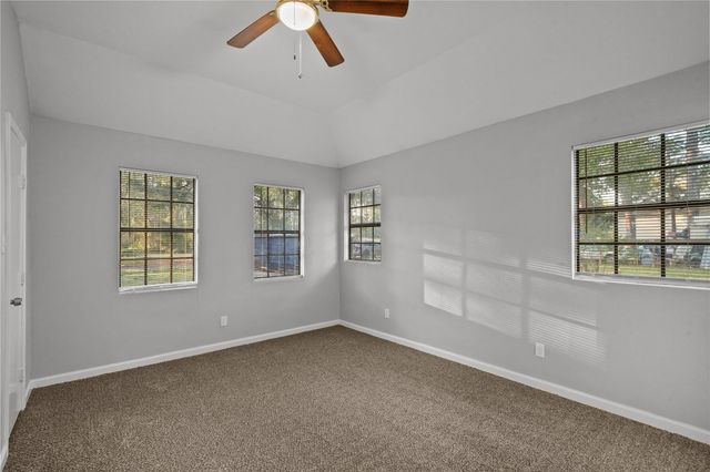 20575 Kings Road, New Caney, TX 77357