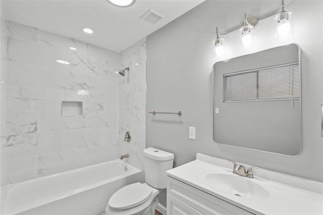 20575 Kings Road, New Caney, TX 77357
