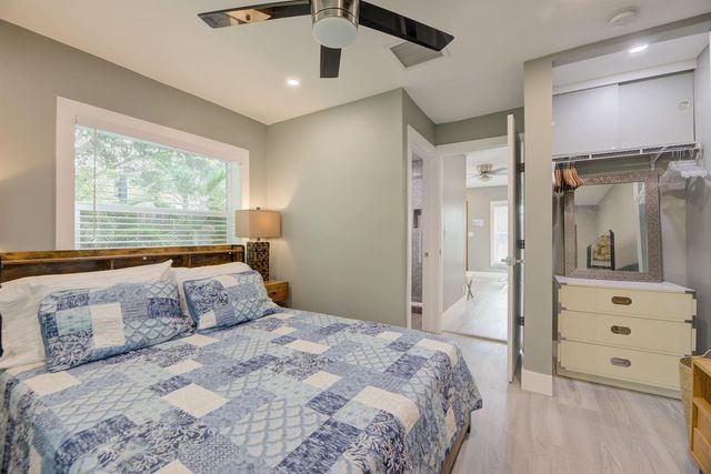 1425 NE 26th Drive 1-2, Wilton Manors, FL 33334