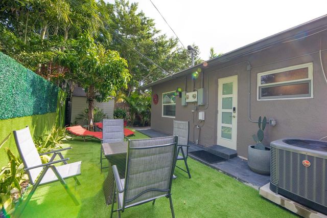 1425 NE 26th Drive 1-2, Wilton Manors, FL 33334