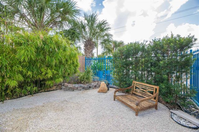 1425 NE 26th Drive 1-2, Wilton Manors, FL 33334