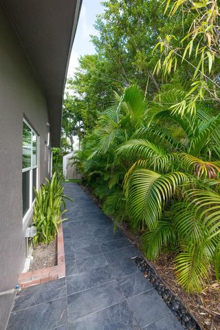 1425 NE 26th Drive 1-2, Wilton Manors, FL 33334