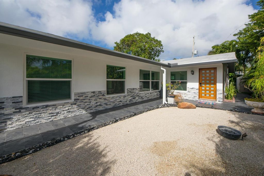 1425 NE 26th Drive 1-2, Wilton Manors, FL 33334