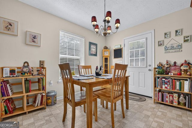 96 Creekside Drive, Mccaysville, GA 30555