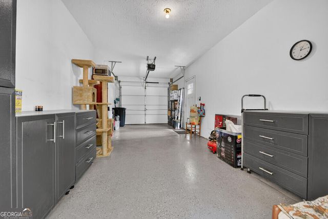 96 Creekside Drive, Mccaysville, GA 30555