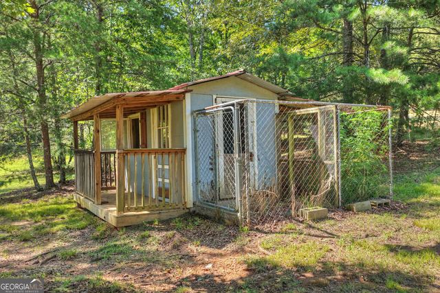 96 Creekside Drive, Mccaysville, GA 30555