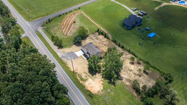 3305 Dobbins Pike, Portland, TN 37148