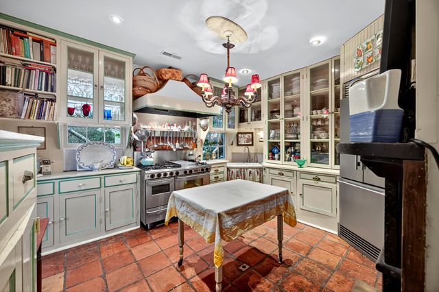 197 Coming Street, Charleston, SC 29403