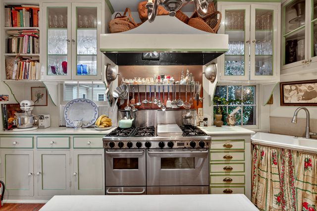 197 Coming Street, Charleston, SC 29403