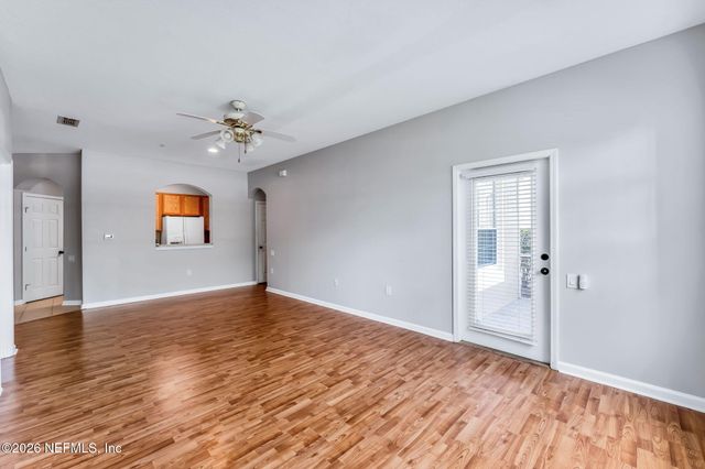 7990 BAYMEADOWS Road E 520, Jacksonville, FL 32256