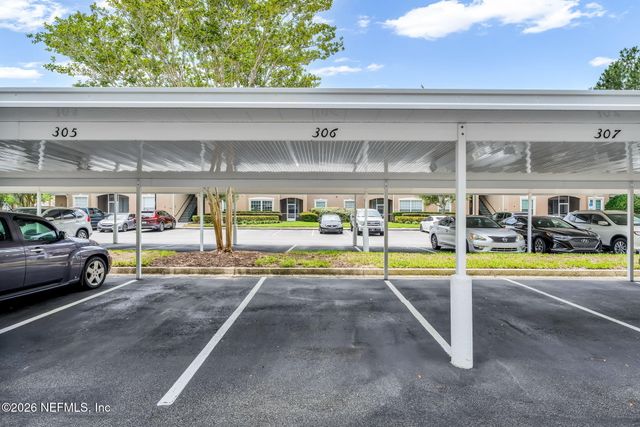 7990 BAYMEADOWS Road E 520, Jacksonville, FL 32256