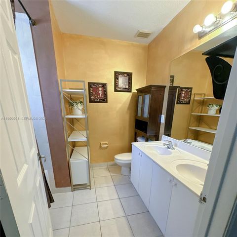 14170 SW 260th St 103, Homestead, FL 33032