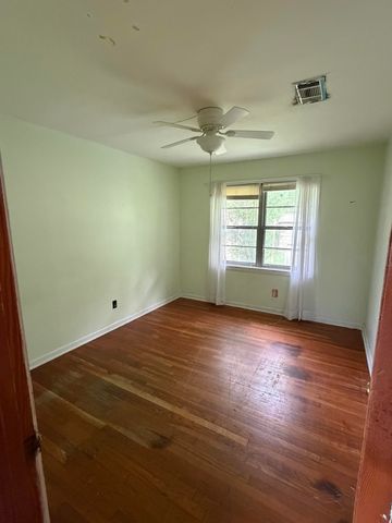 407 Miller Ave, Leesville, LA 71446