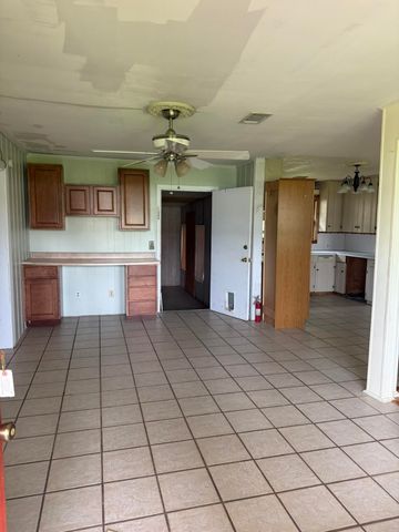 407 Miller Ave, Leesville, LA 71446