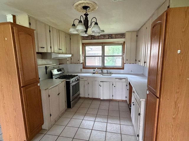 407 Miller Ave, Leesville, LA 71446
