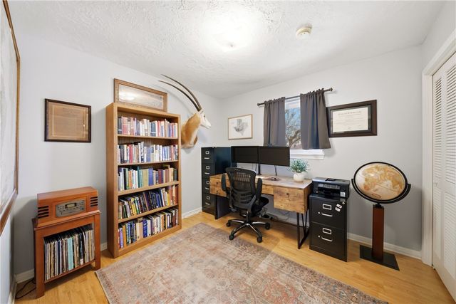 2105 Briar Oaks Drive, Bryan, TX 77802