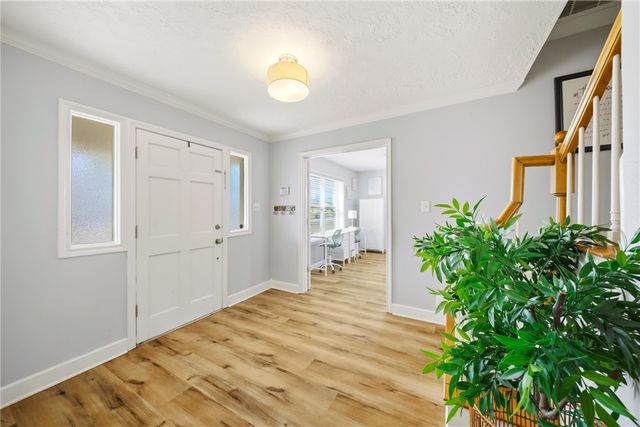 2105 Briar Oaks Drive, Bryan, TX 77802