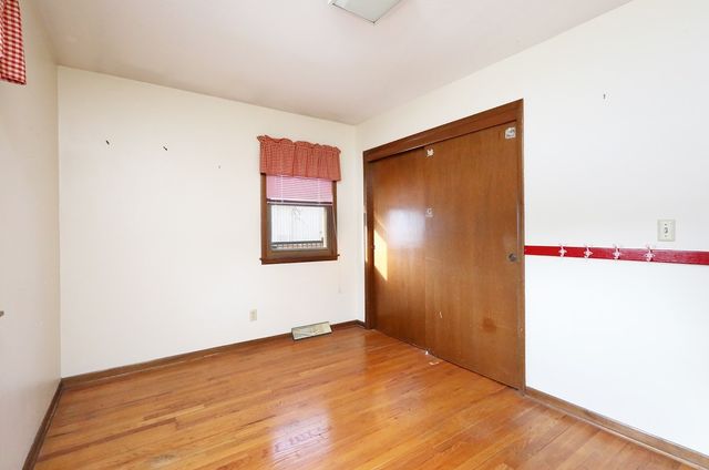 2390 Sand Road, Marshalltown, IA 50158