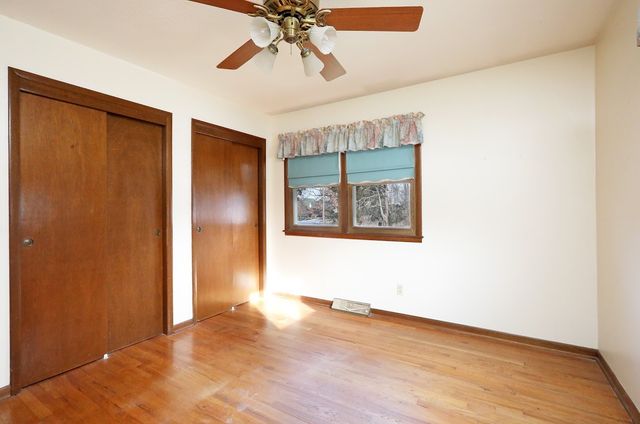 2390 Sand Road, Marshalltown, IA 50158