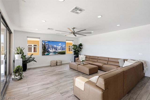 9096 Becket Ranch Court, Las Vegas, NV 89113