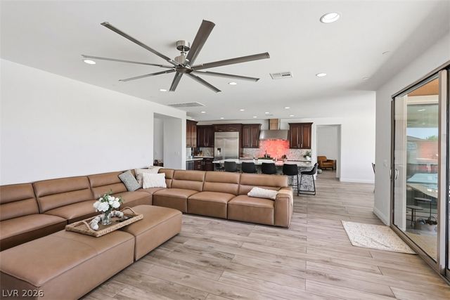 9096 Becket Ranch Court, Las Vegas, NV 89113