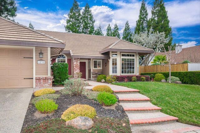 1232 Muirfield Dr, Granite Bay, CA 95746