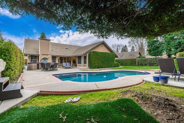 1232 Muirfield Dr, Granite Bay, CA 95746