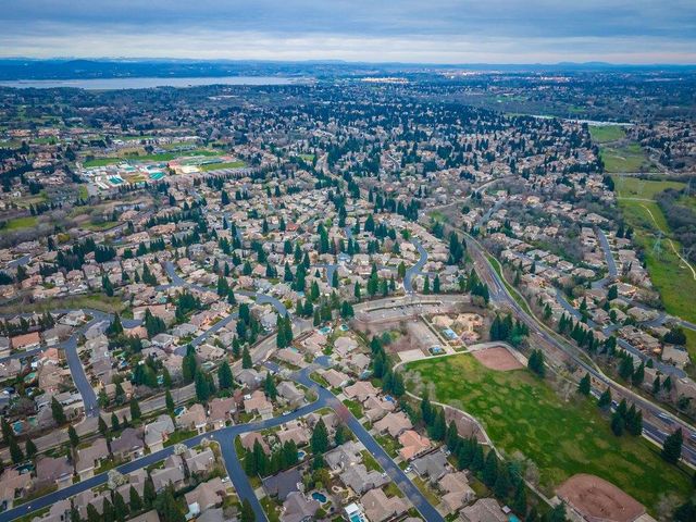 1232 Muirfield Dr, Granite Bay, CA 95746