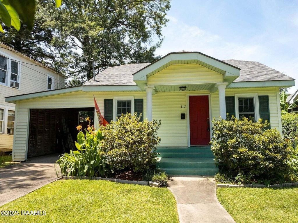 317 Cedar Crest Court, Lafayette, LA 70501