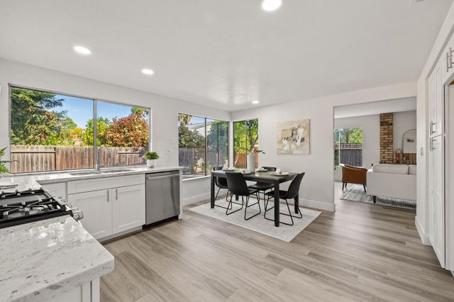 4925 Puma Way, Carmichael, CA 95608