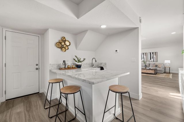 4925 Puma Way, Carmichael, CA 95608