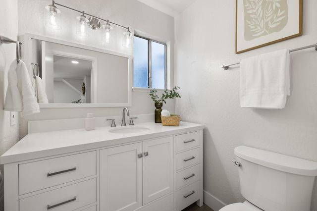 4925 Puma Way, Carmichael, CA 95608