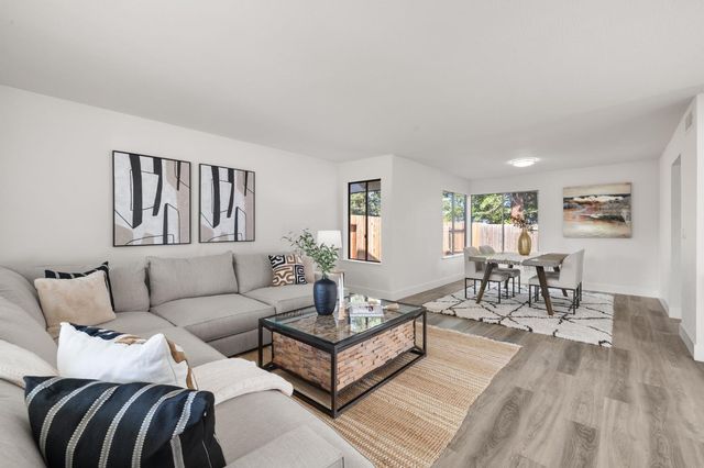 4925 Puma Way, Carmichael, CA 95608