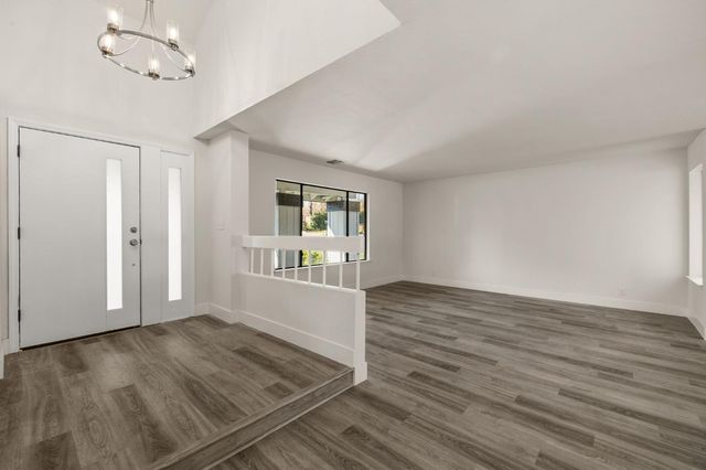 4925 Puma Way, Carmichael, CA 95608