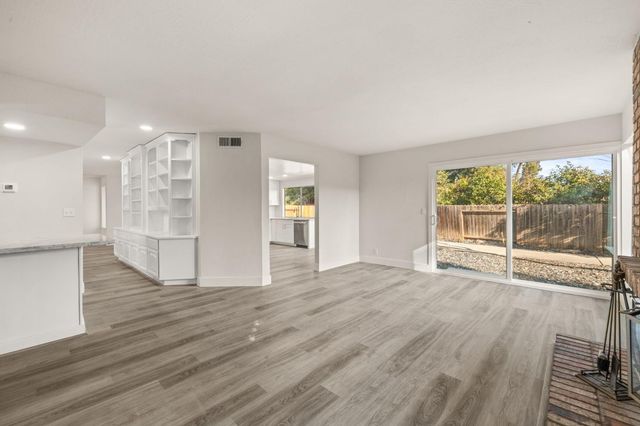 4925 Puma Way, Carmichael, CA 95608