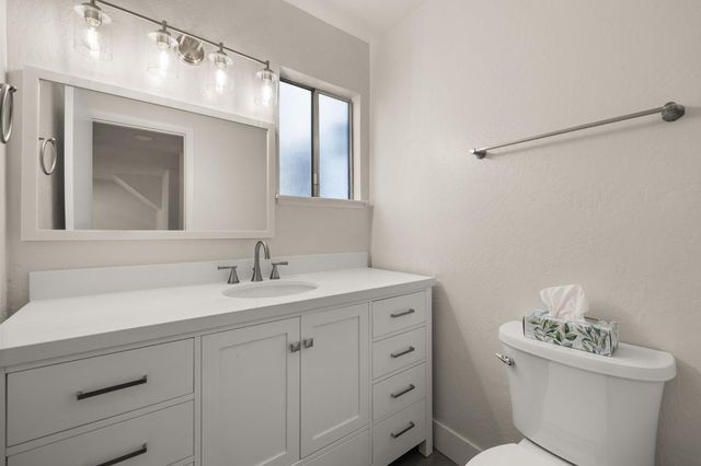 4925 Puma Way, Carmichael, CA 95608