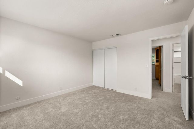 4925 Puma Way, Carmichael, CA 95608