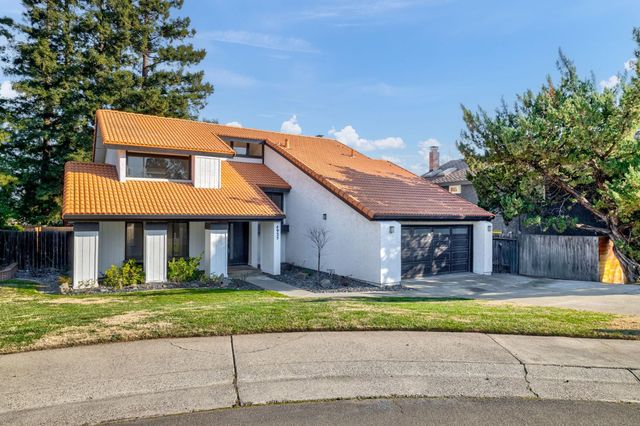 4925 Puma Way, Carmichael, CA 95608