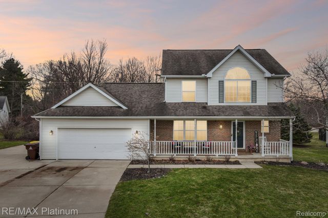 2570 Castle Rock Court, Oceola Township, MI 48843