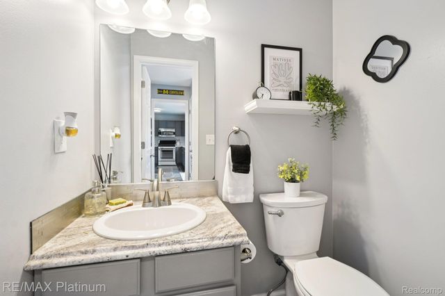 2570 Castle Rock Court, Oceola Township, MI 48843