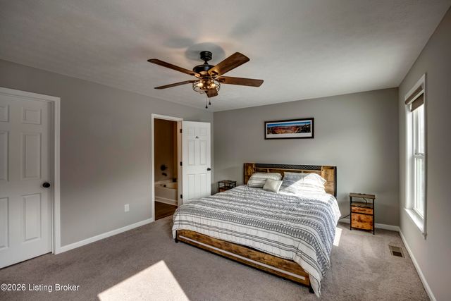 175 Strawberry Field Dr, Mt Washington, KY 40047