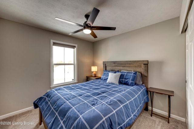 175 Strawberry Field Dr, Mt Washington, KY 40047