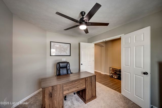 175 Strawberry Field Dr, Mt Washington, KY 40047