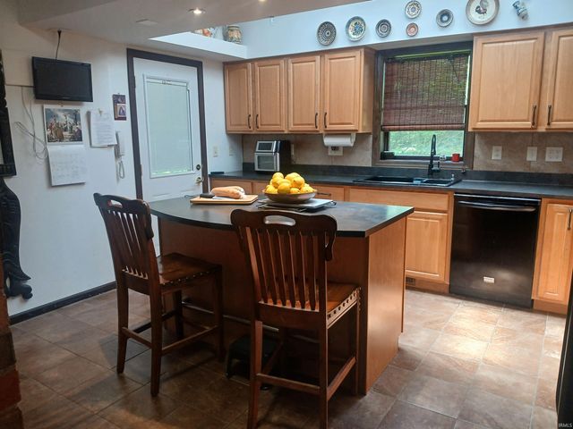 4205 Sampson Street, South Bend, IN 46614