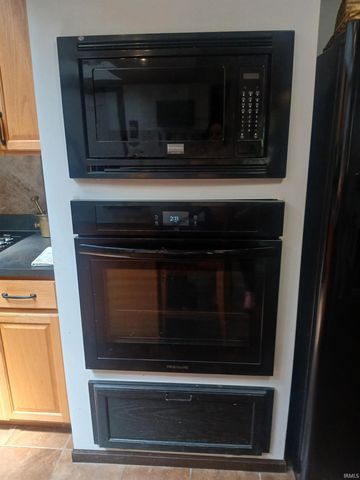 4205 Sampson Street, South Bend, IN 46614